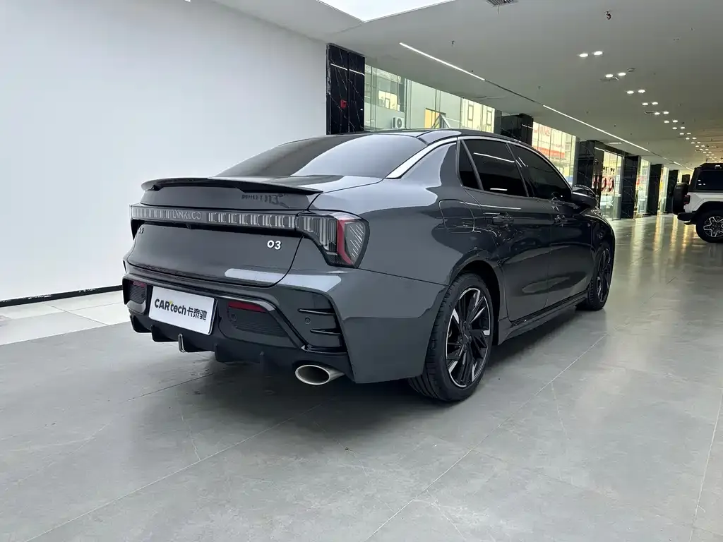Lynk & Co 03 — фото 6