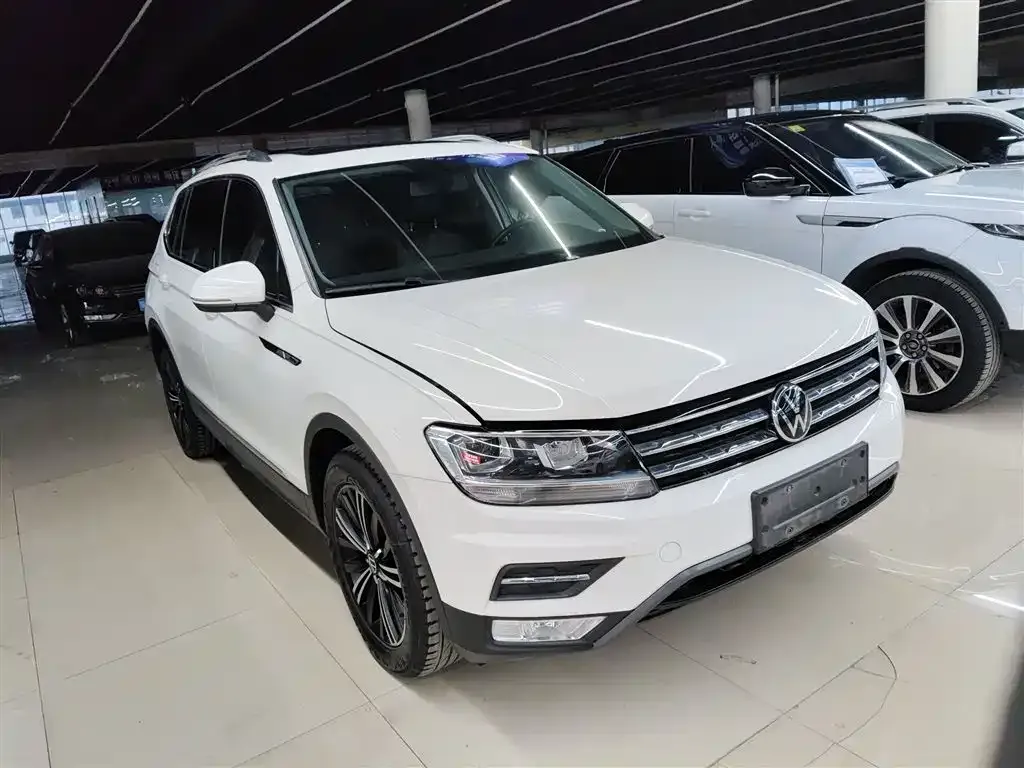 Volkswagen Tiguan L 2021 из CN, фото 8