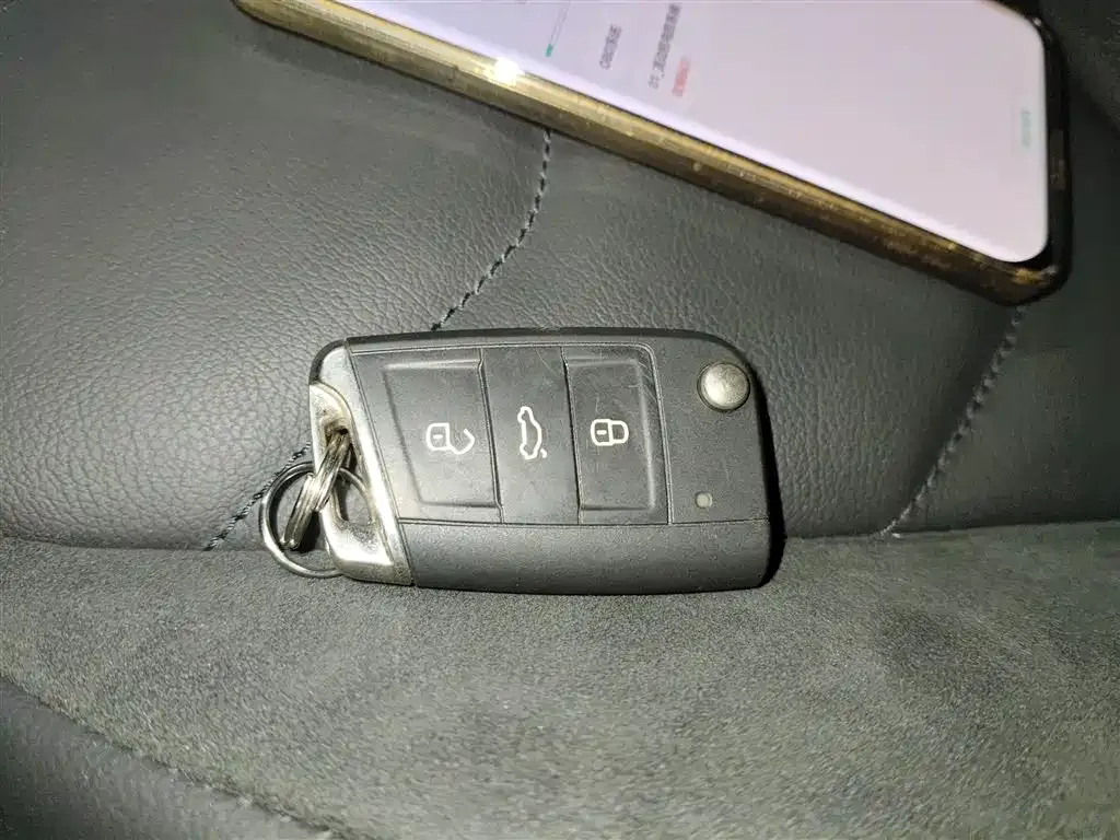 Volkswagen Tiguan L 2021 из CN, фото 9
