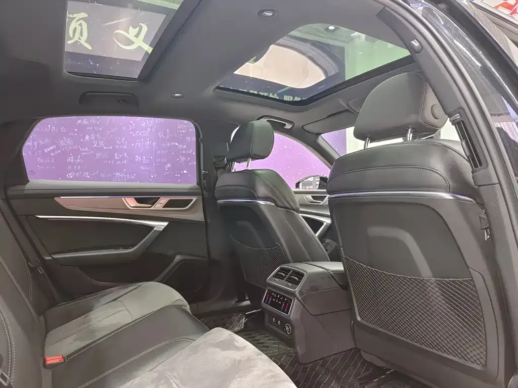 Audi A6L 2023 из CN, фото 7