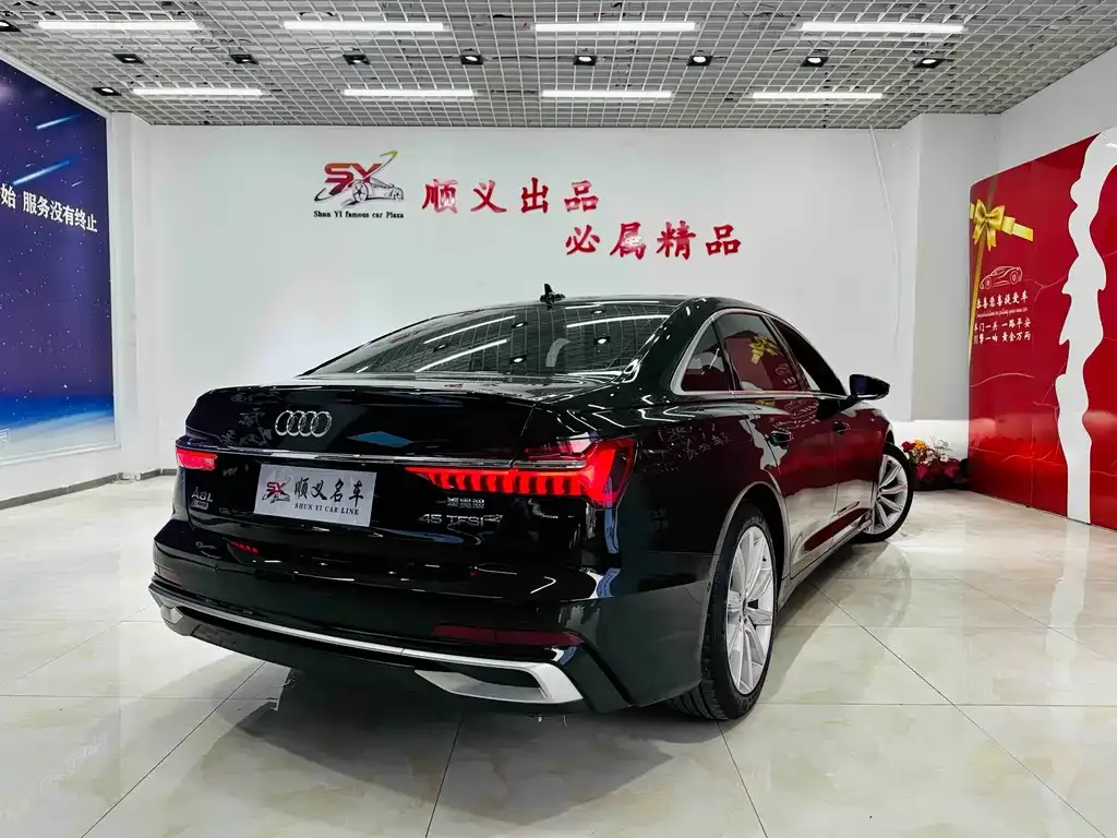 Audi A6L 2023 из CN, фото 5