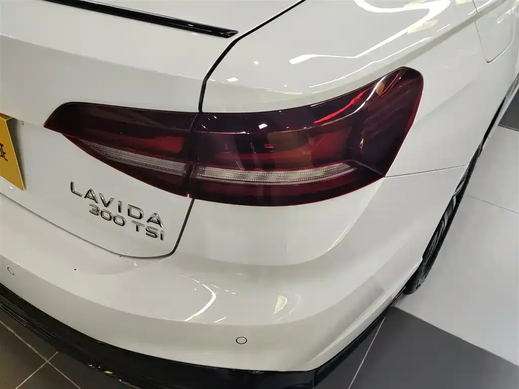 Volkswagen Lavida 2024 из CN, фото 2