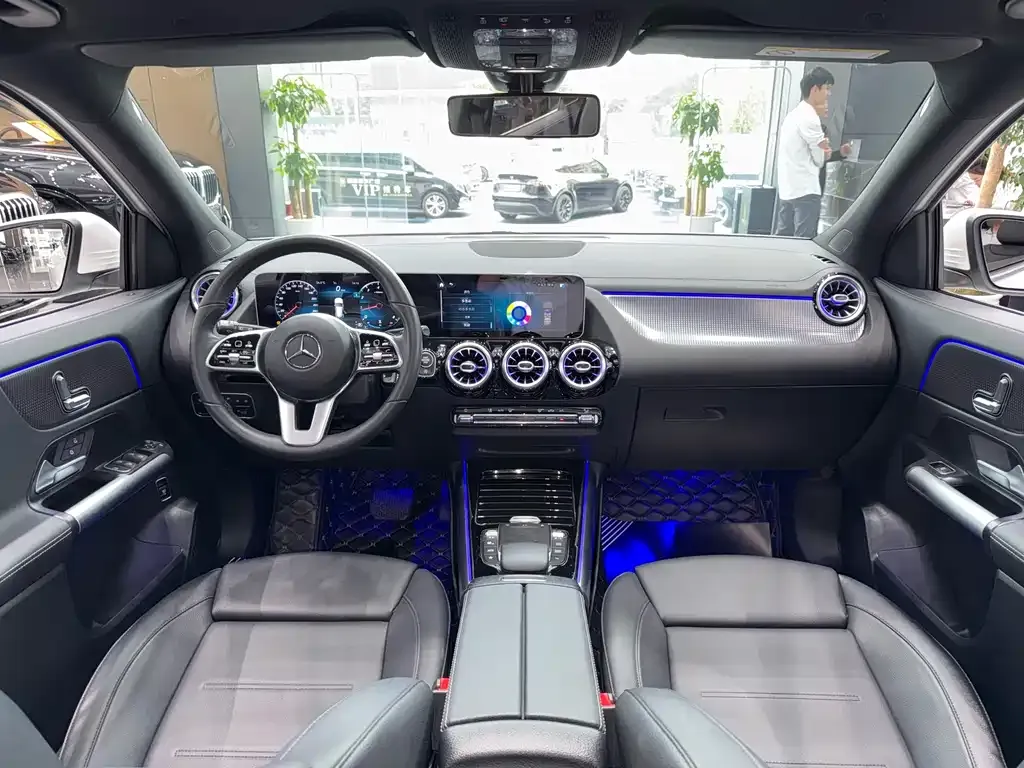 Mercedes-Benz GLA — фото 6