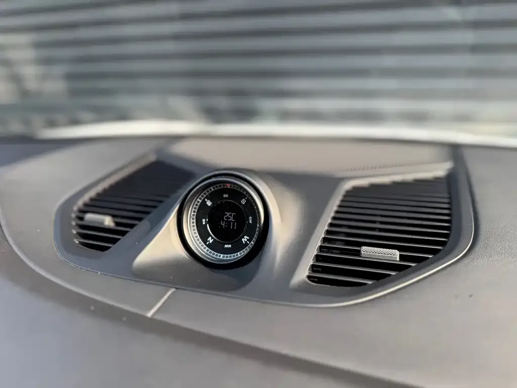 Porsche Cayenne — фото 2