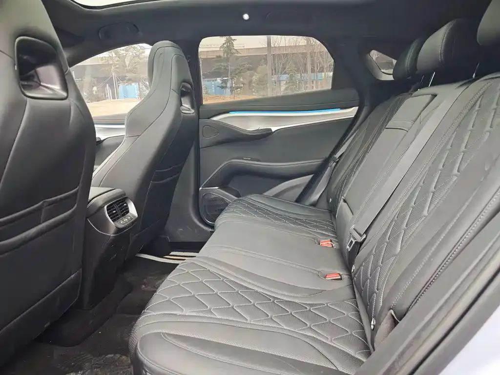BYD Seal 07 EV 2024 из CN, фото 5