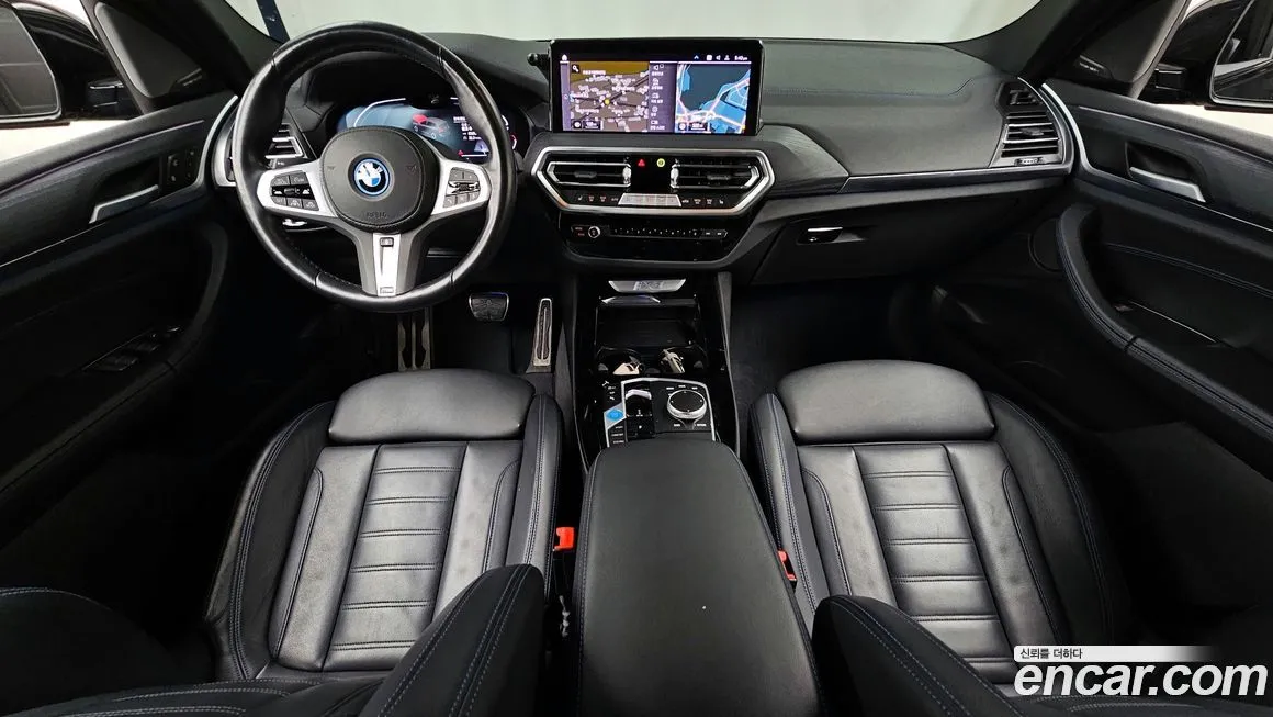 BMW iX3 — фото 4