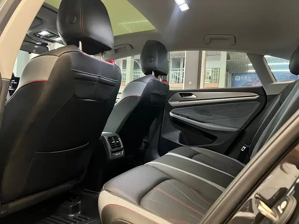 Volkswagen Lamando 2023 из CN, фото 4