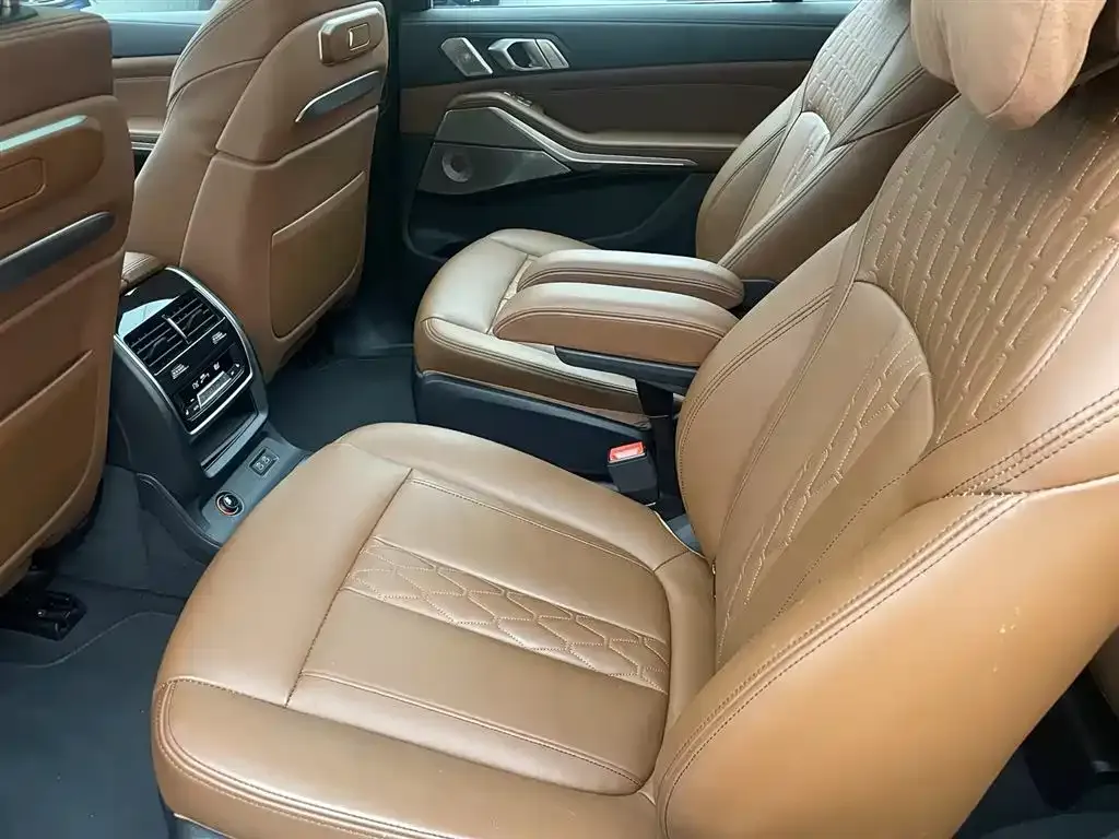 BMW X7 2023 из CN, фото 9