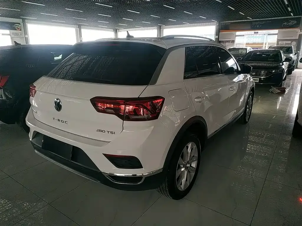 Volkswagen T-Roc 2022 из CN, фото 9