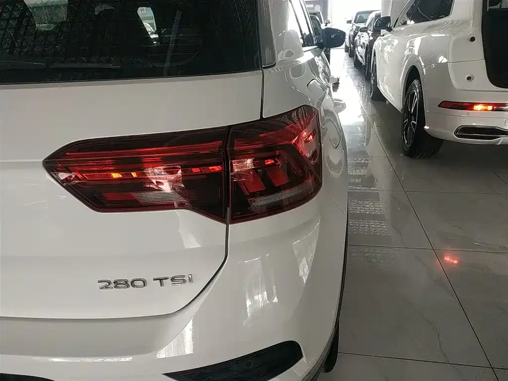 Volkswagen T-Roc 2022 из CN, фото 6