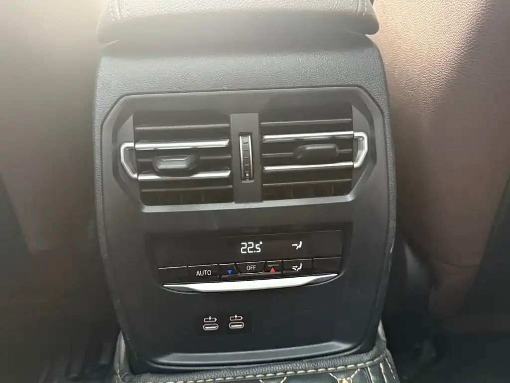 BMW 3 Series 2021 из CN, фото 4