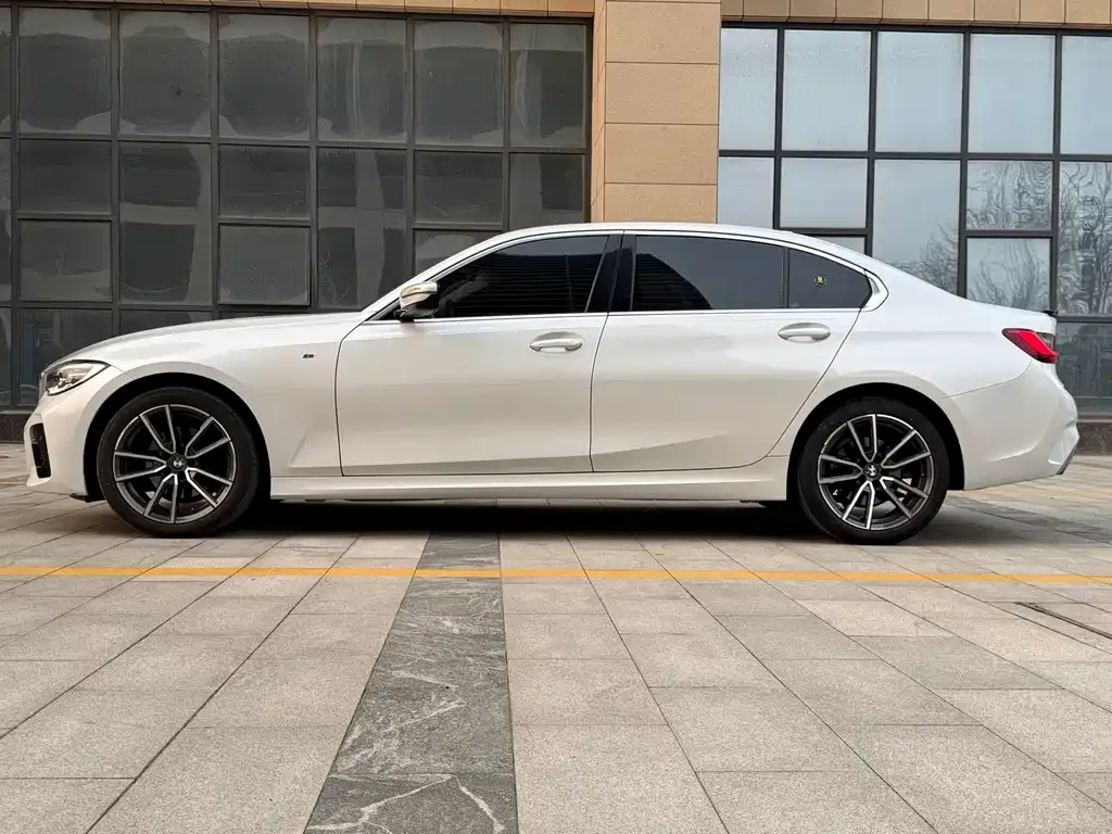 BMW 3 Series 2021 из CN, фото 5