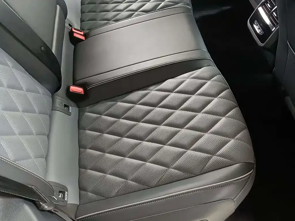 Volkswagen Sagitar 2022 из CN, фото 4