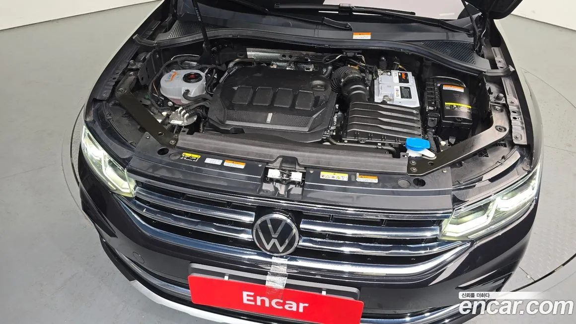 Volkswagen Tiguan — фото 7