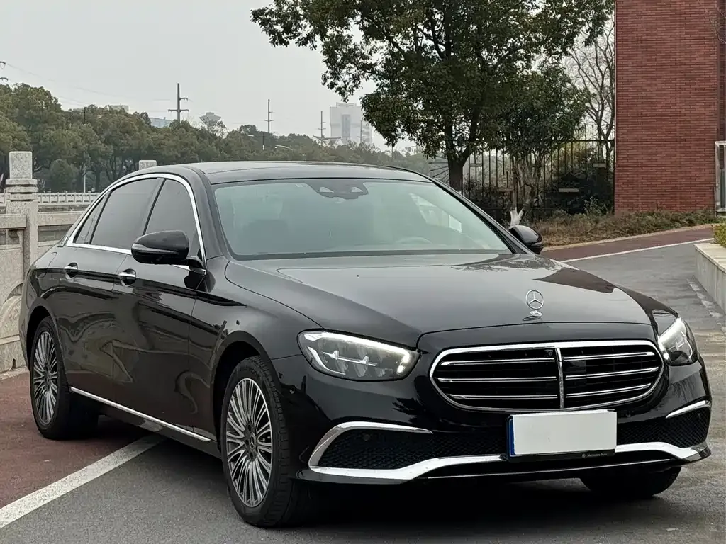 Mercedes-Benz E-Class 2023 из CN, фото 1
