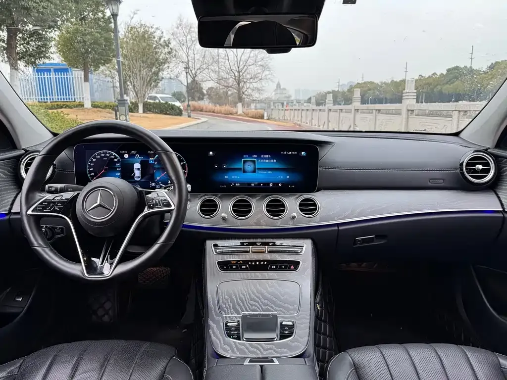 Mercedes-Benz E-Class 2023 из CN, фото 6