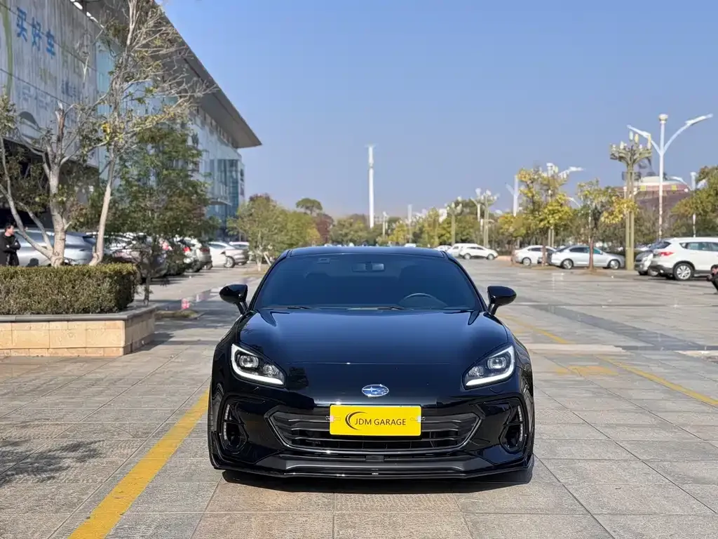 Subaru BRZ 2023 из CN, фото 4