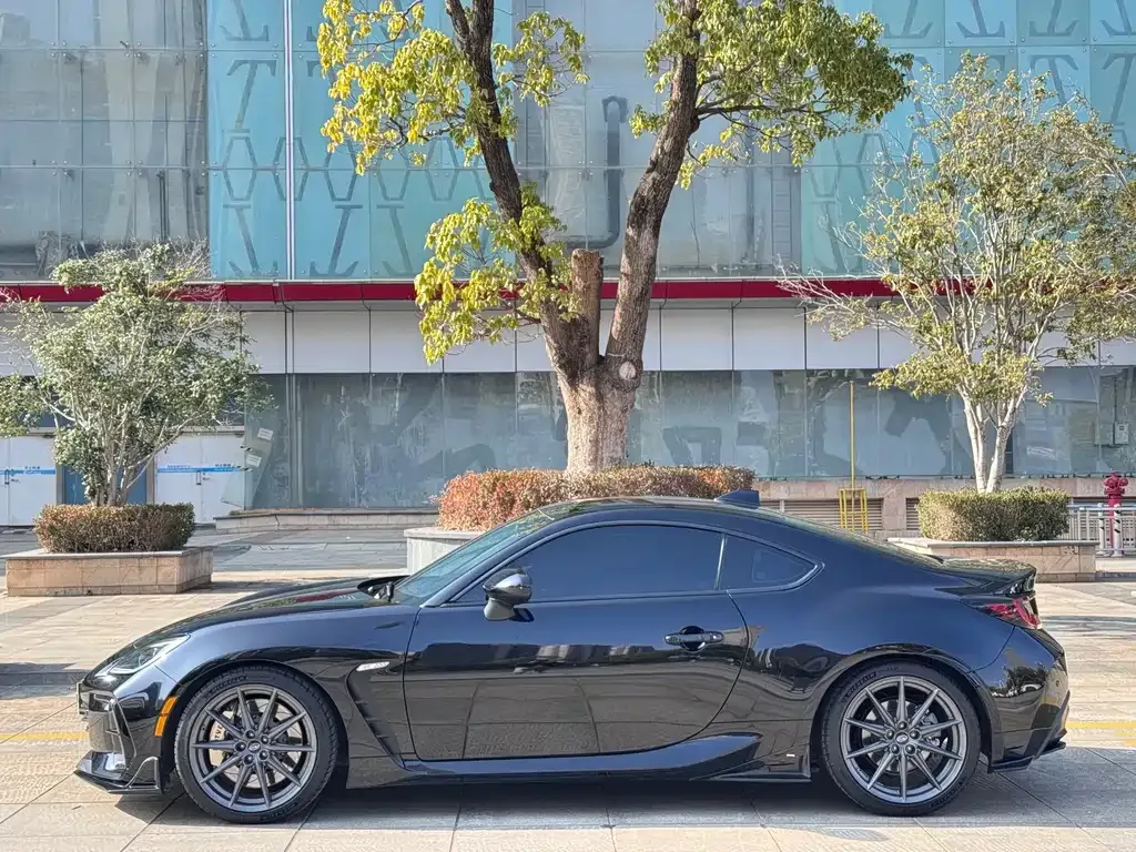 Subaru BRZ 2023 из CN, фото 7