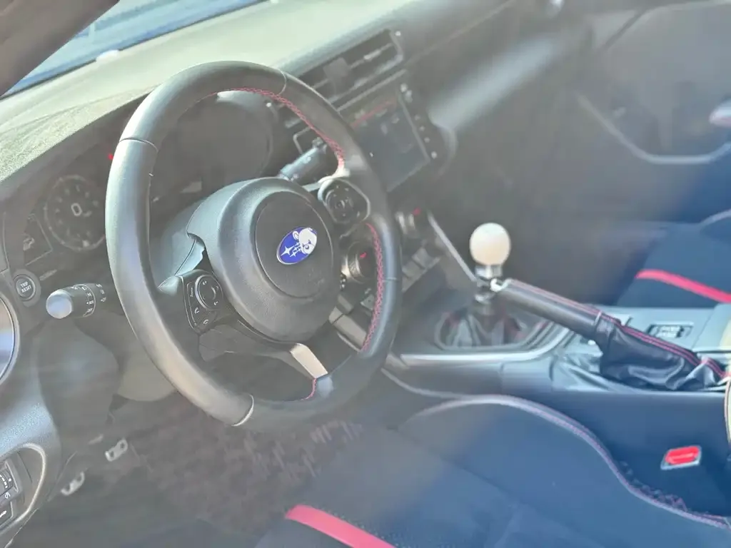 Subaru BRZ 2023 из CN, фото 2