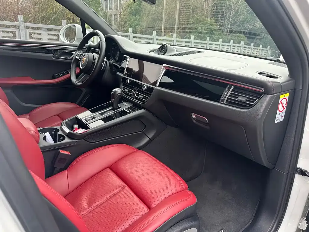 Porsche Macan 2023 из CN, фото 4