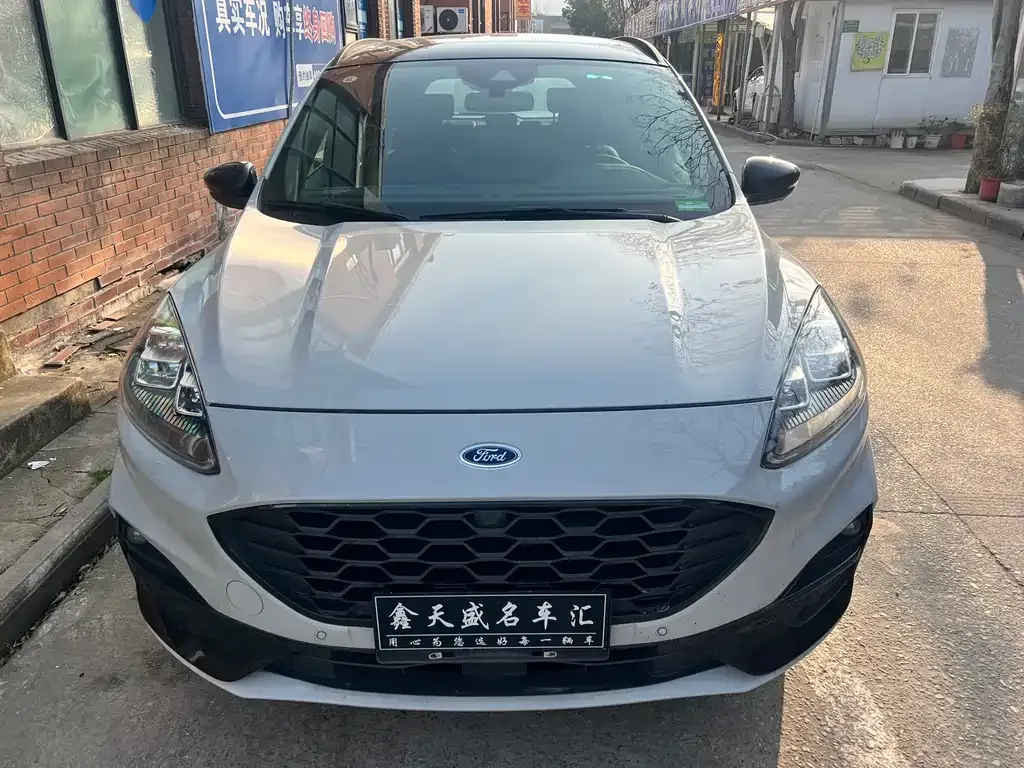 Ford Escape 2023 из CN, фото 10