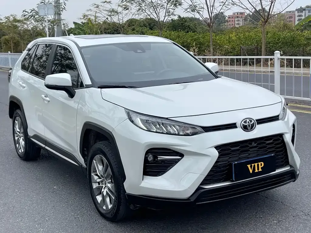 Toyota Wildlander — фото 4