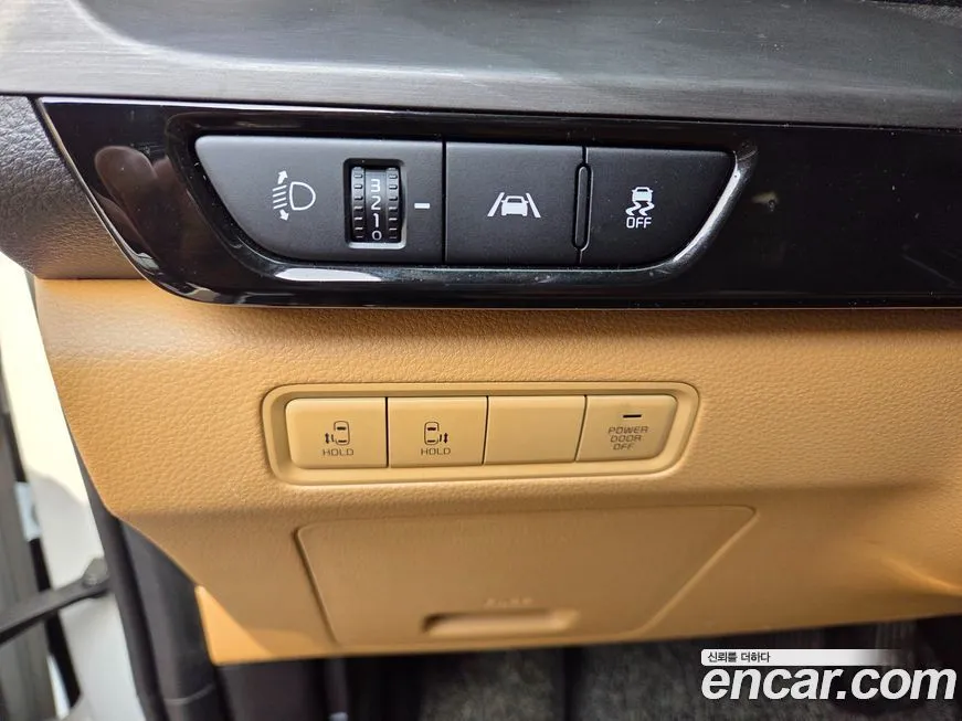 Kia Carnival — фото 4