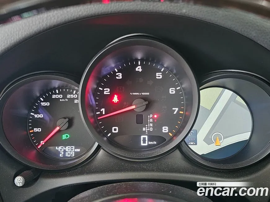 Porsche Macan 2021 из KR, фото 7