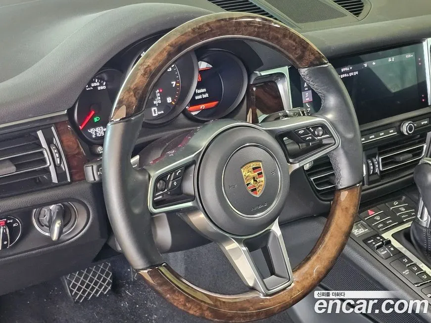 Porsche Macan 2021 из KR, фото 9