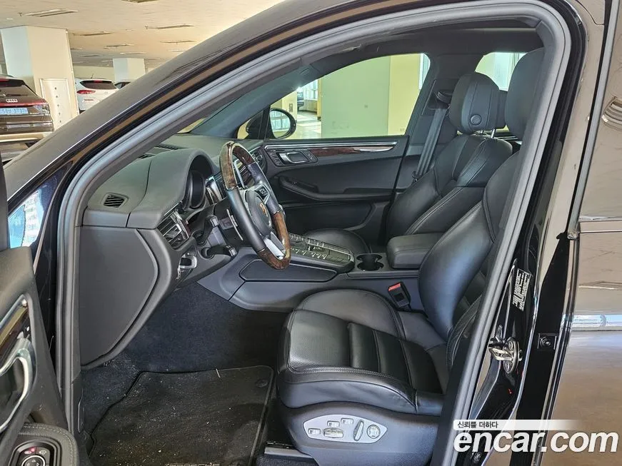 Porsche Macan 2021 из KR, фото 8
