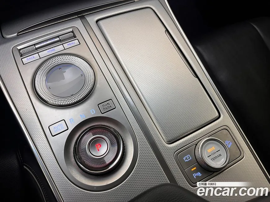 Genesis GV80 — фото 10