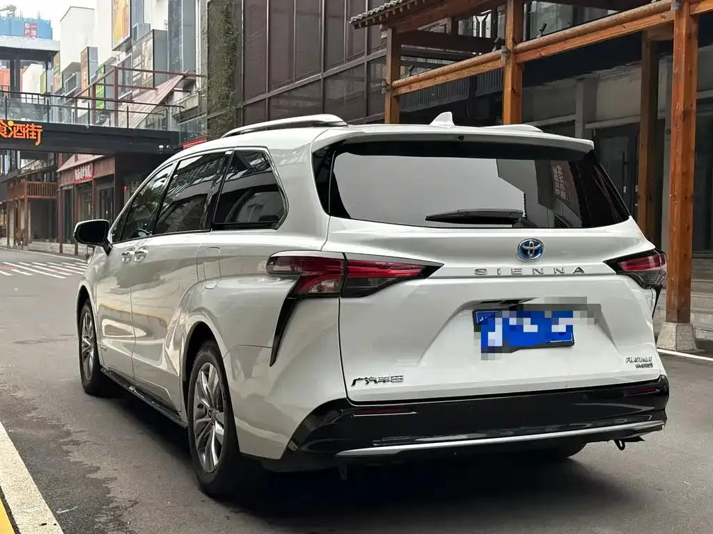 Toyota Sienna 2022 из CN, фото 7