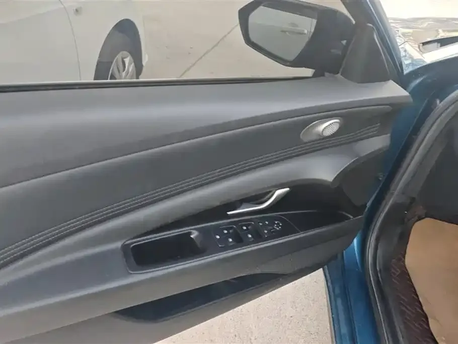 Hyundai Elantra 2021 из CN, фото 4
