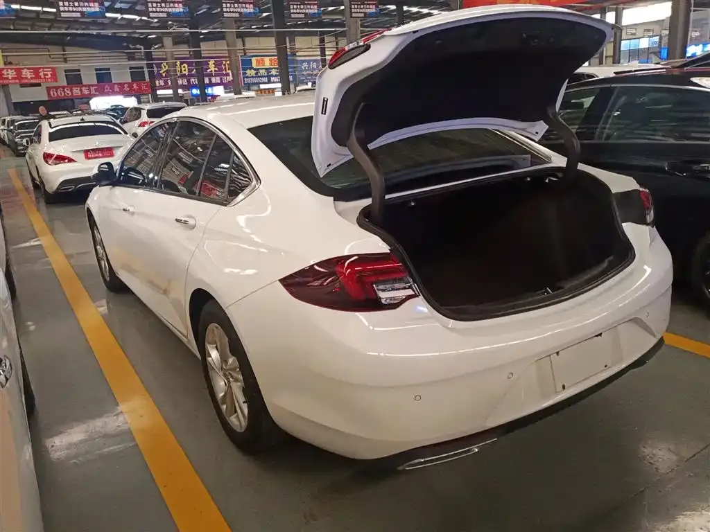 Buick Regal 2022 из CN, фото 3
