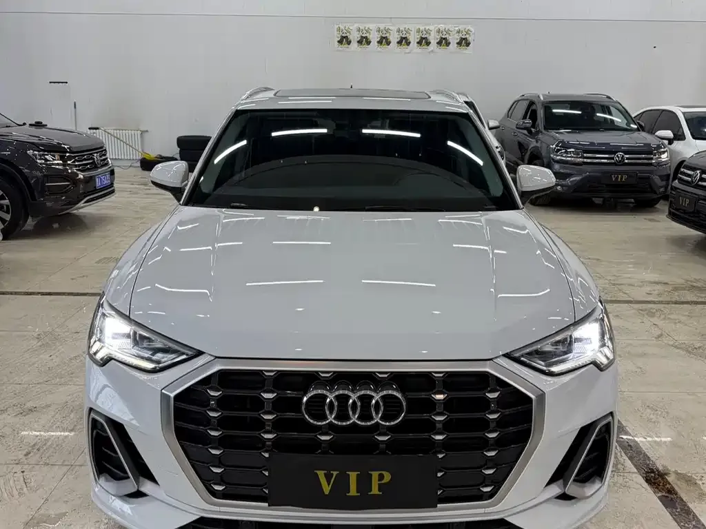 Audi Q3 2021 из CN, фото 4