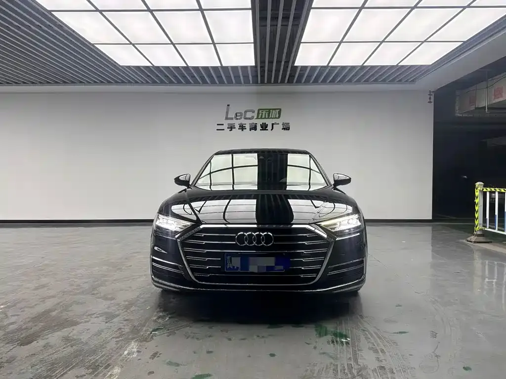 Audi A8 2021 из CN, фото 4