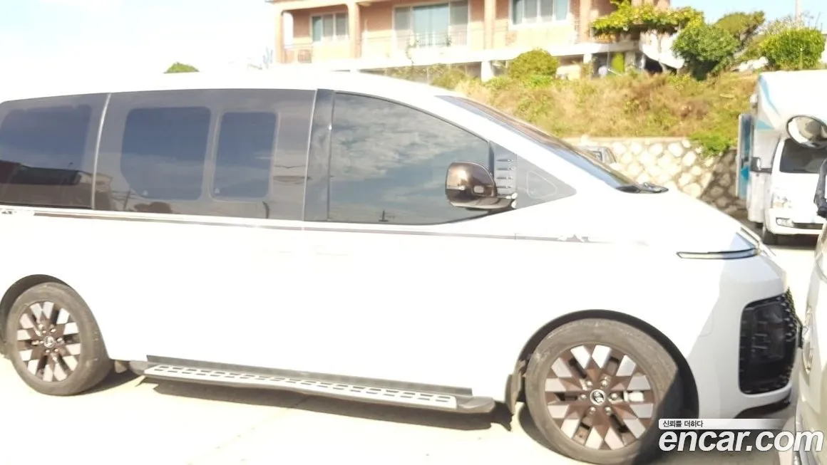 Hyundai Staria 2022 из KR, фото 3