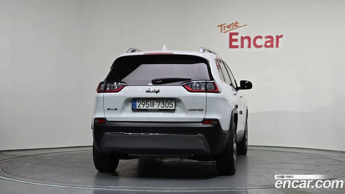Jeep Cherokee 2021 из KR, фото 4