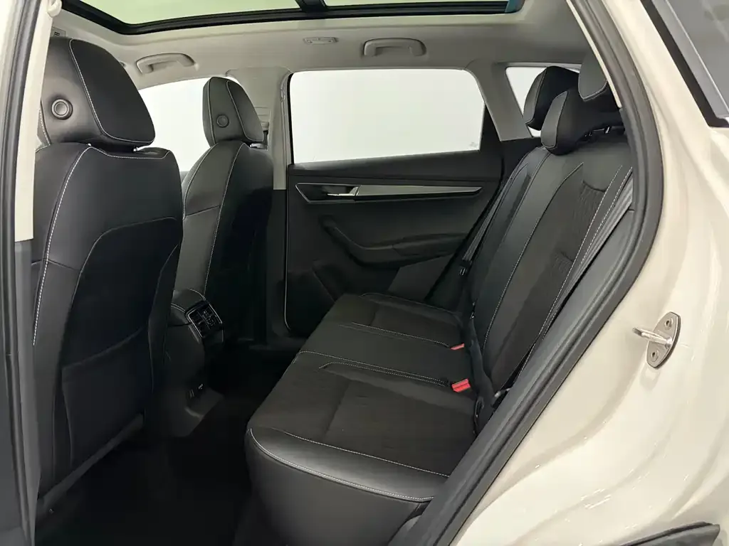Skoda Karoq 2021 из CN, фото 6