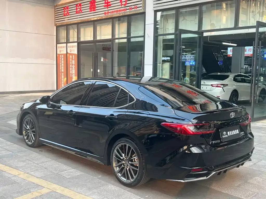 Toyota Camry 2024 из CN, фото 3