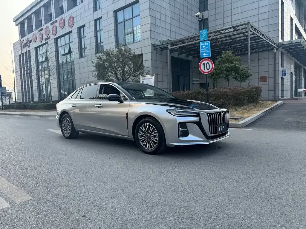 Hongqi H5 — фото 9