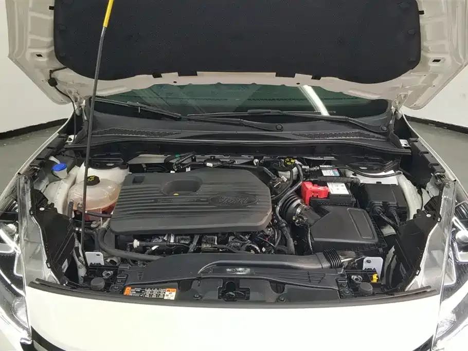 Ford Escape 2021 из CN, фото 9