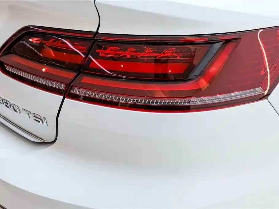 Volkswagen CC — фото 7