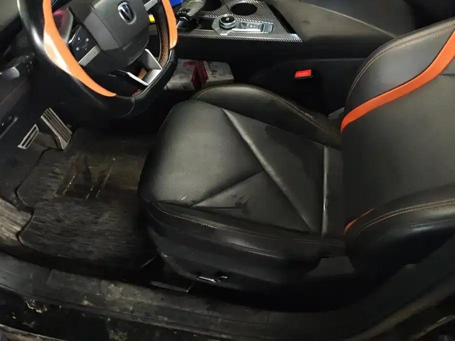 Changan UNI-V 2023 из CN, фото 8