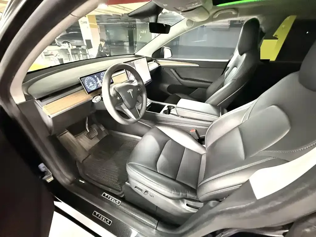 Tesla Model Y 2022 из CN, фото 2