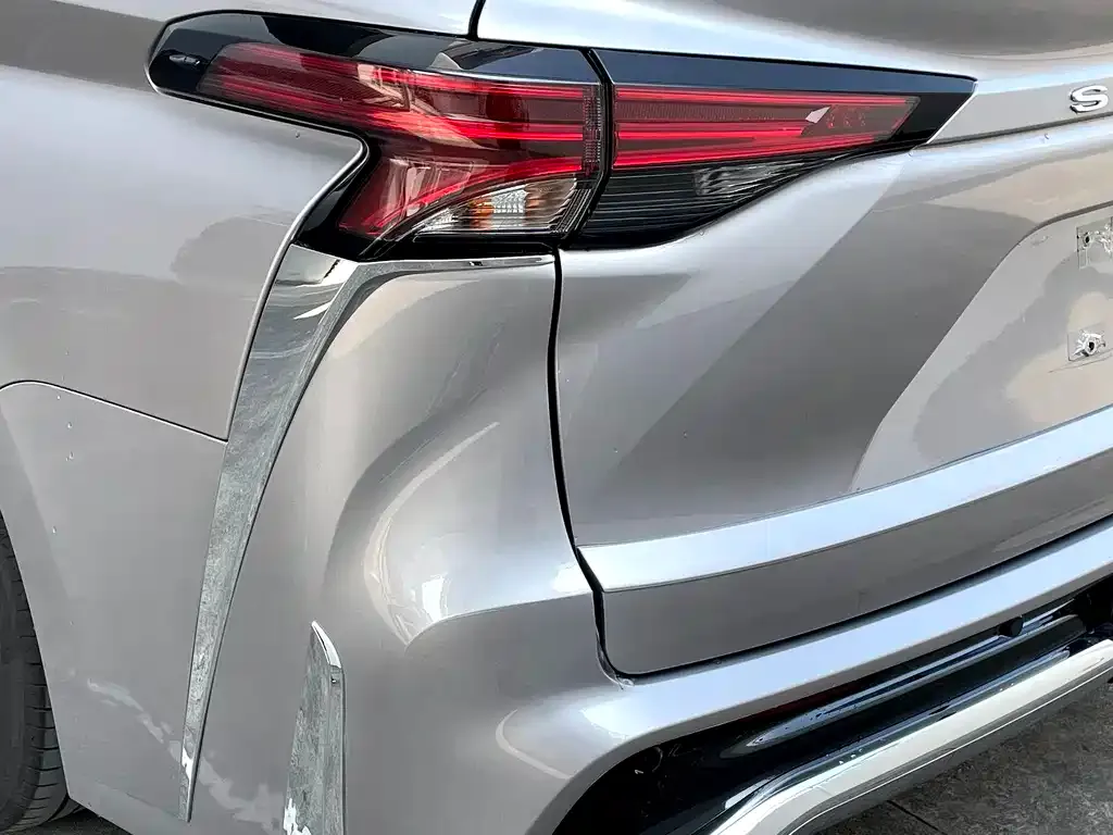 Toyota Sienna 2025 из CN, фото 6