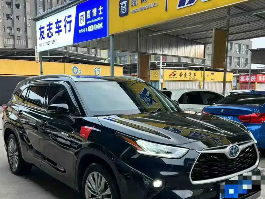 Toyota Highlander — фото 2