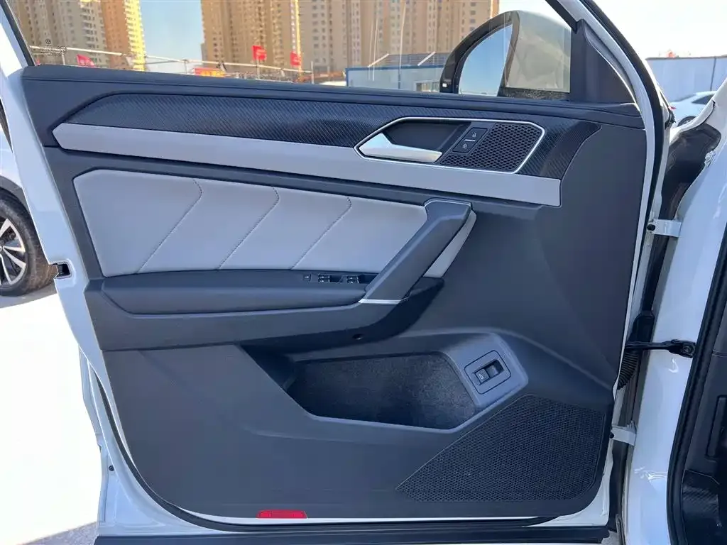 Volkswagen Tayron 2023 из CN, фото 9