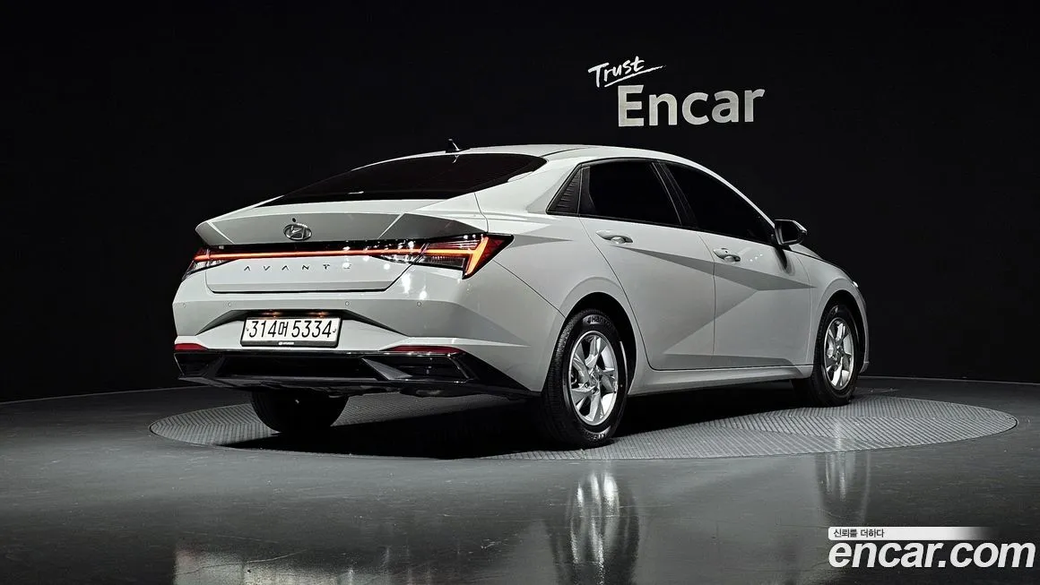 Hyundai AVANTE — фото 4