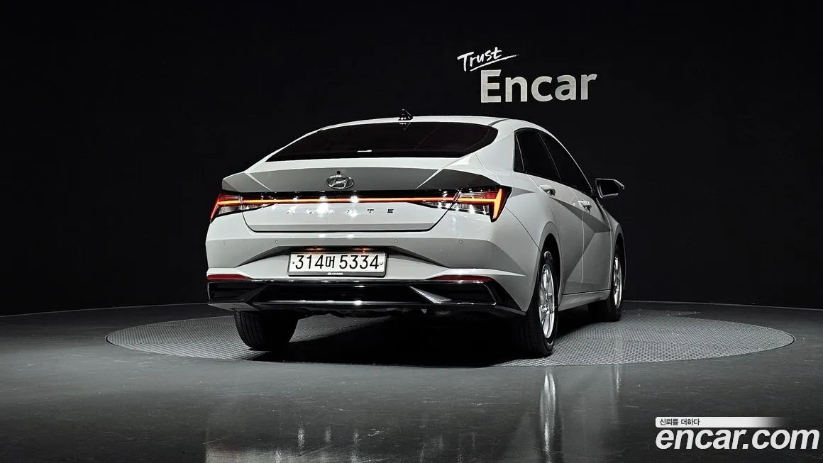 Hyundai AVANTE — фото 2